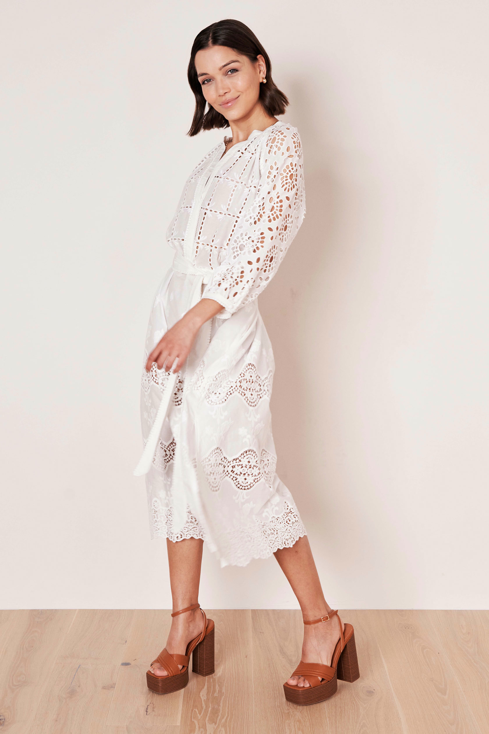 CLAIRE LUISE® Midi dress balloon sleeves in ecru