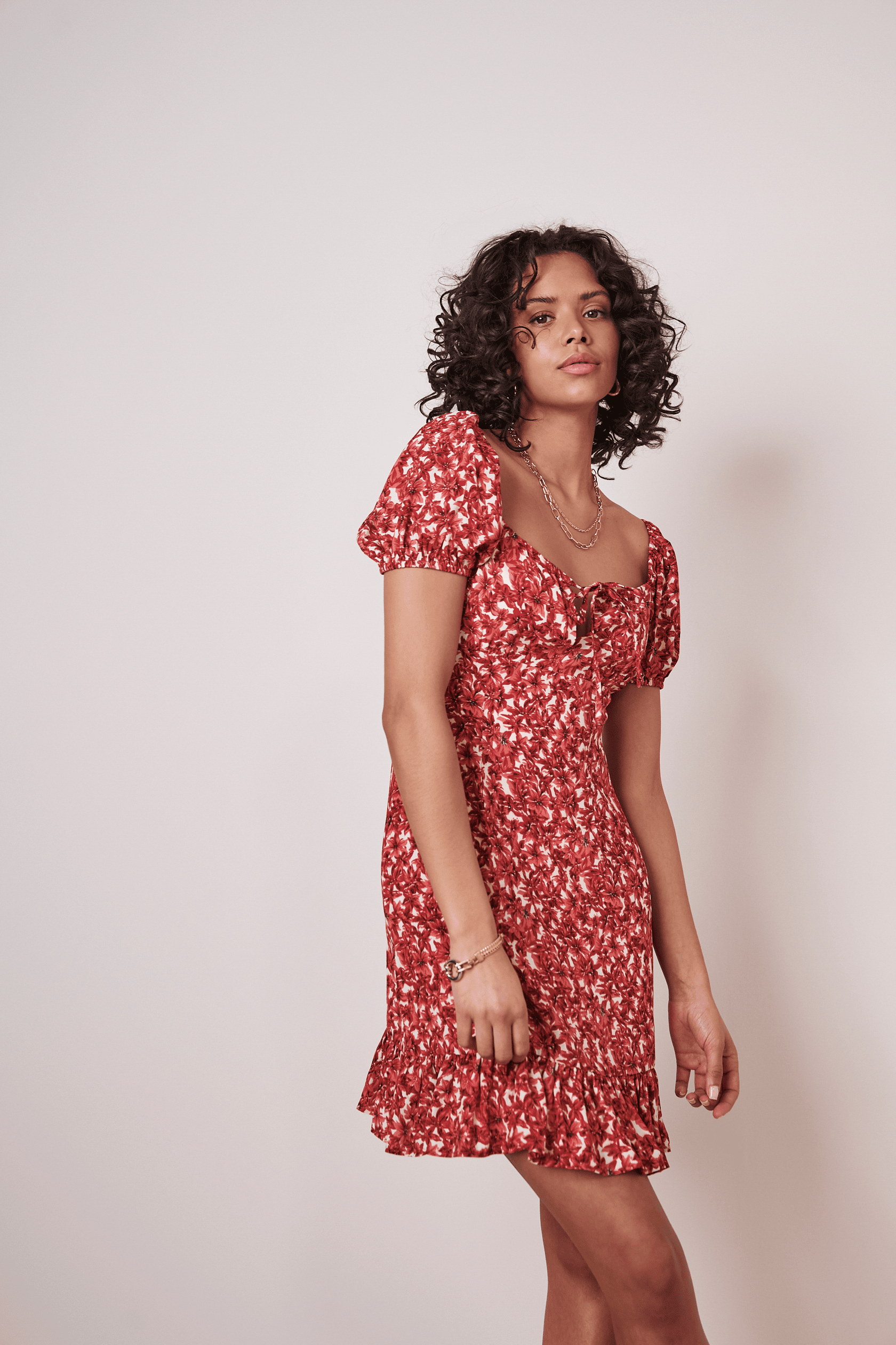 CLAIRE LUISE® Dress with square neckline in red