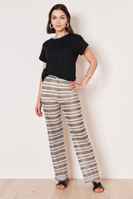 Trousers crochet look