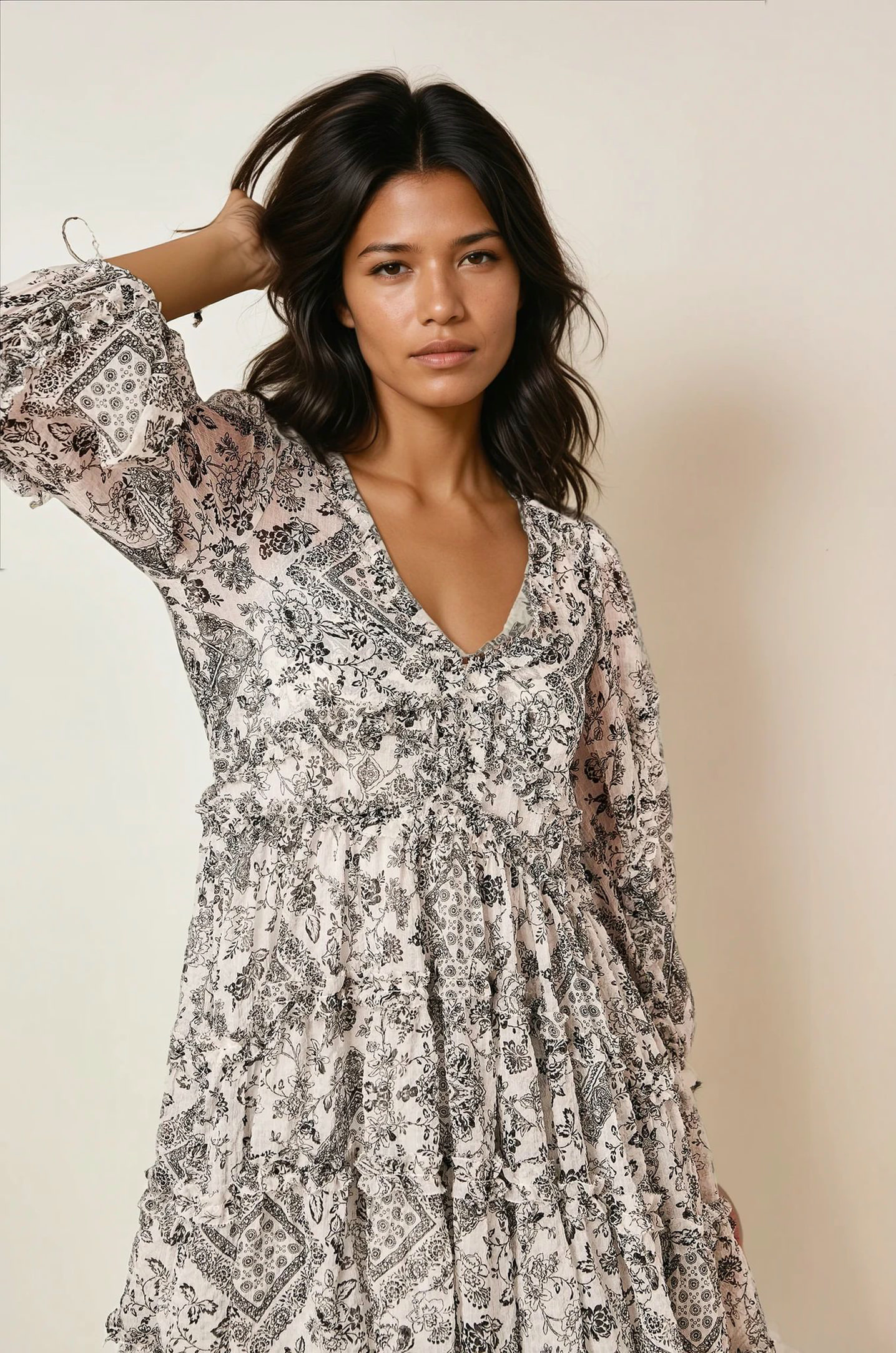 Luftiges grafisches Kleid