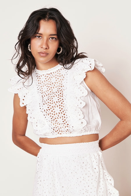 Bluse mit Lochspitze