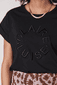 Besticktes T-Shirt