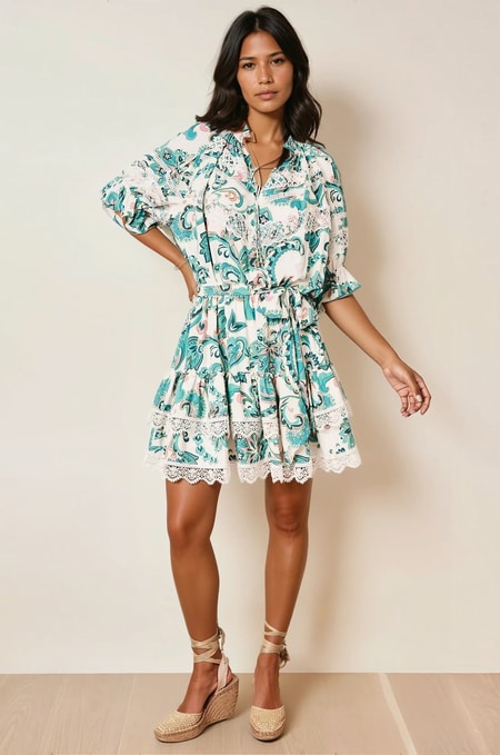 Luftiges Paisleykleid