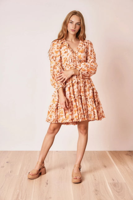 Blumiges Rüschenkleid