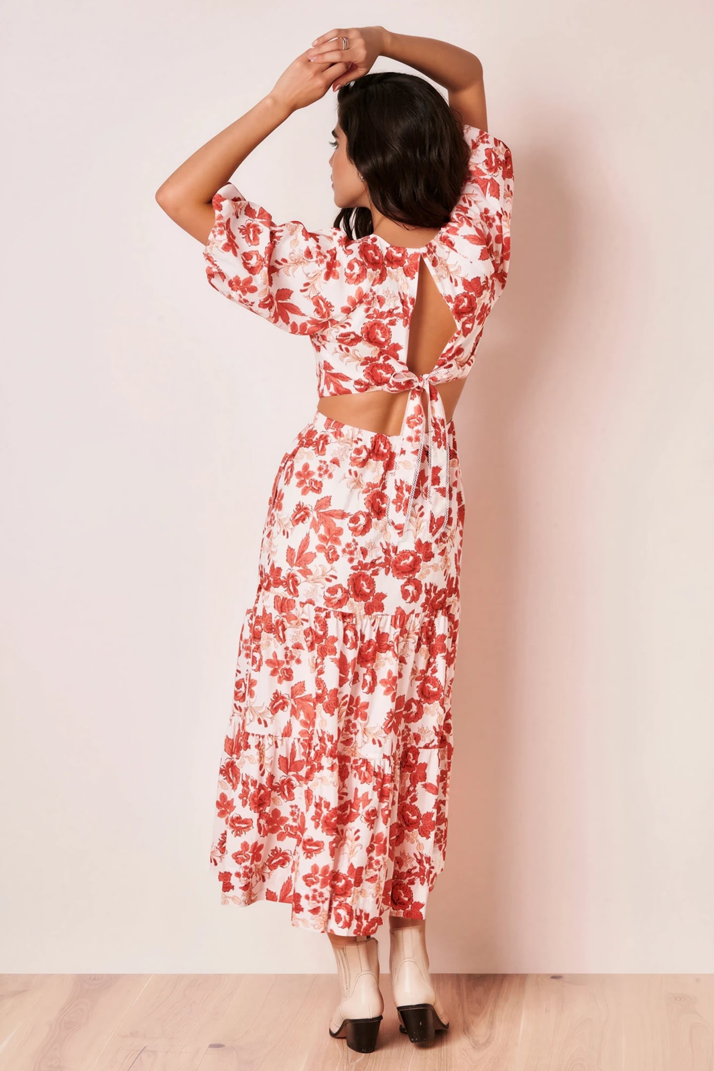Maxikleid mit Cut-outs