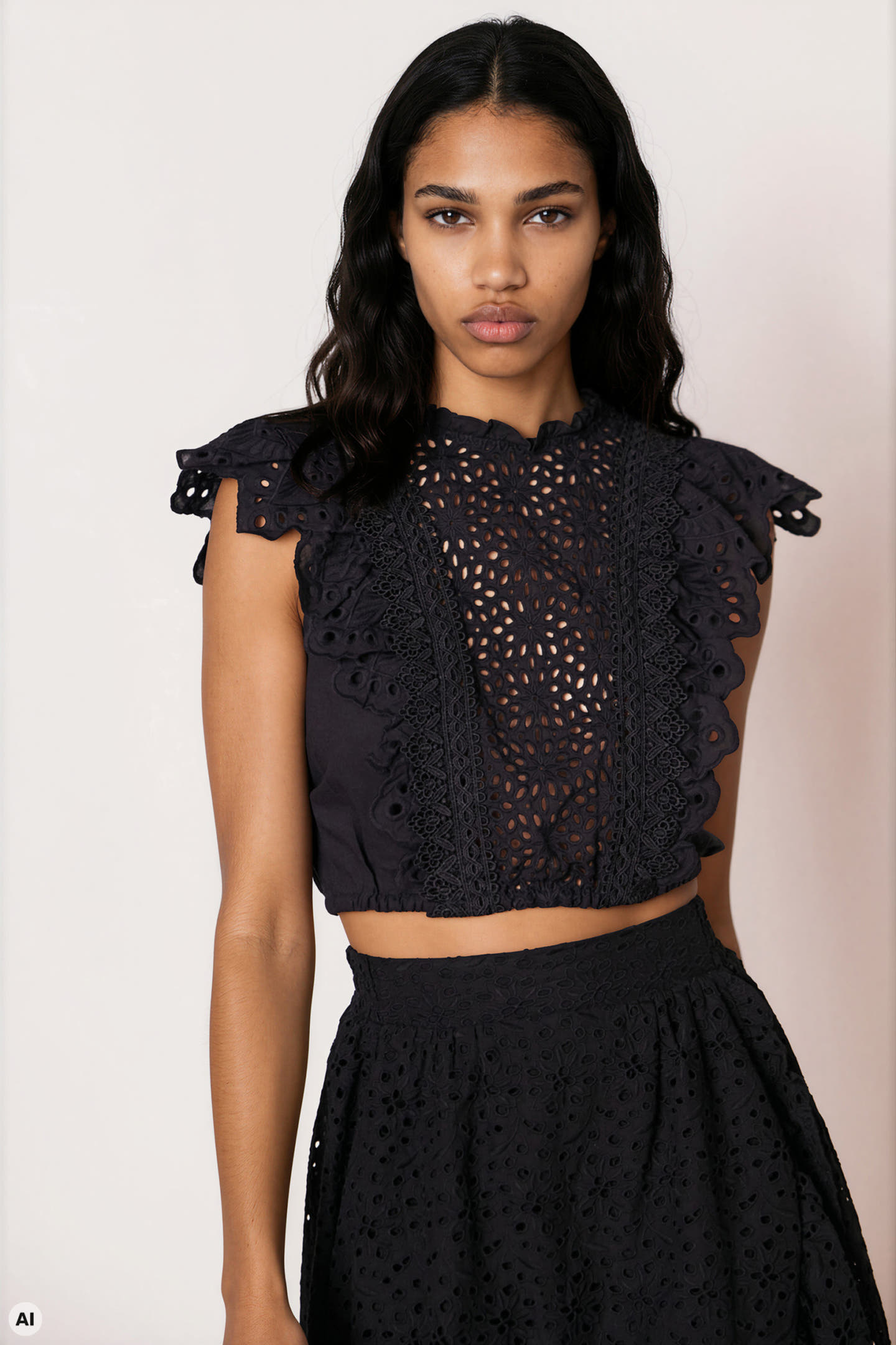 Bluse mit Lochspitze