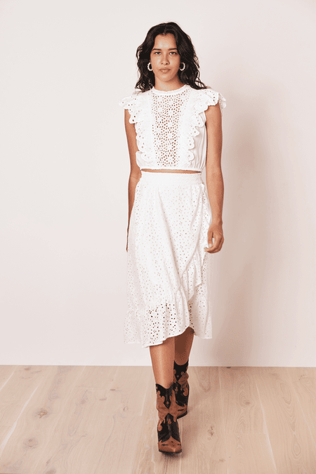 Tiered skirt with hole lace