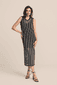 Abendkleid in Web-Optik