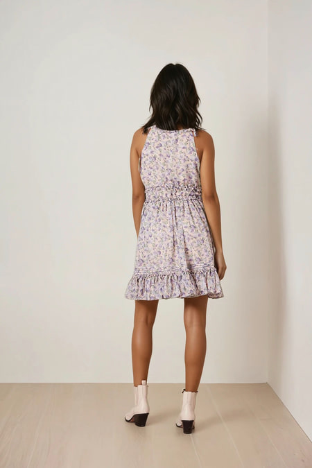 Hochgeschlossenes Trägerkleid