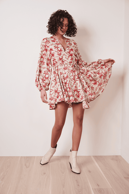 Langarmkleid mit V-Ausschnitt