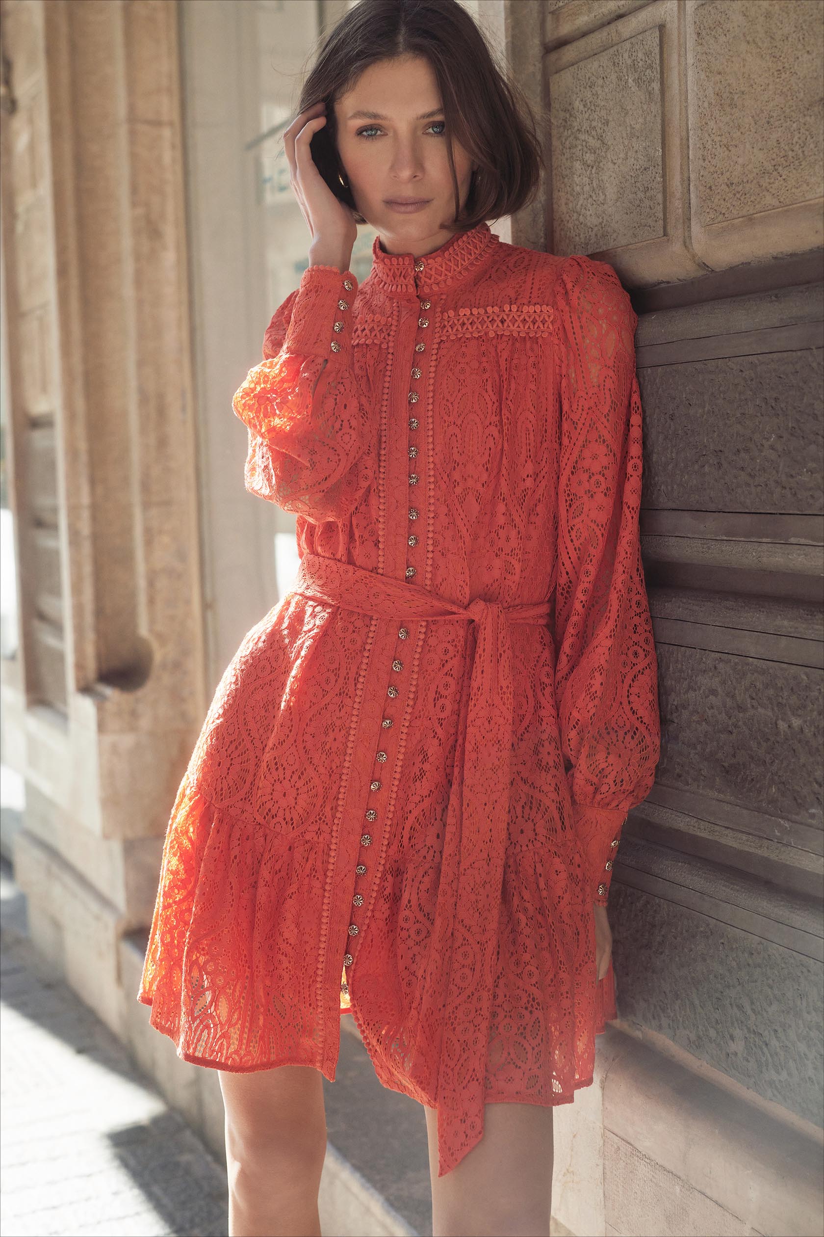 Kleid aus floraler Spitze