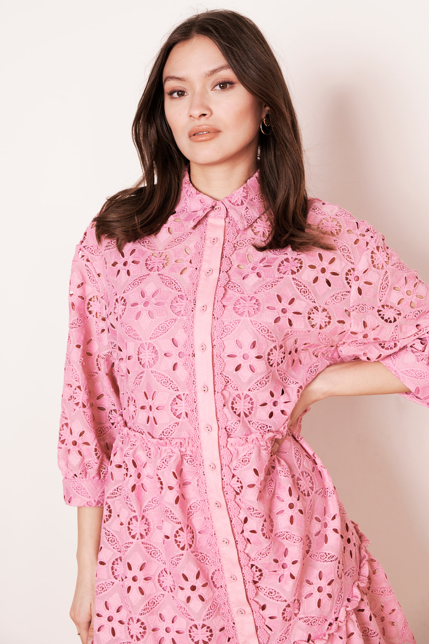Flouncy dress button placket