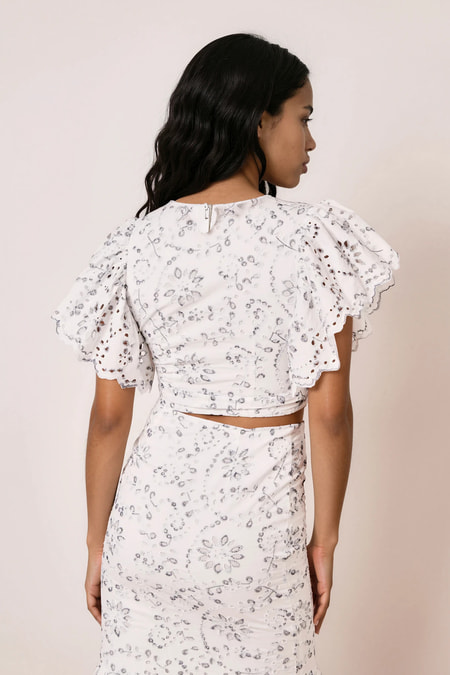 Wrap blouse lace perforation