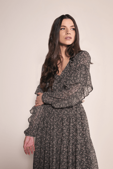 CLAIRE LUISE® Volantkleid mit Rüschenärmel in schwarz