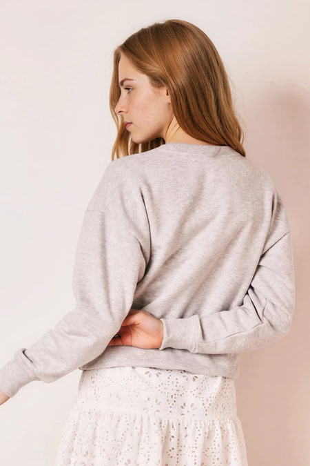 Sweatshirt mit Stickerei