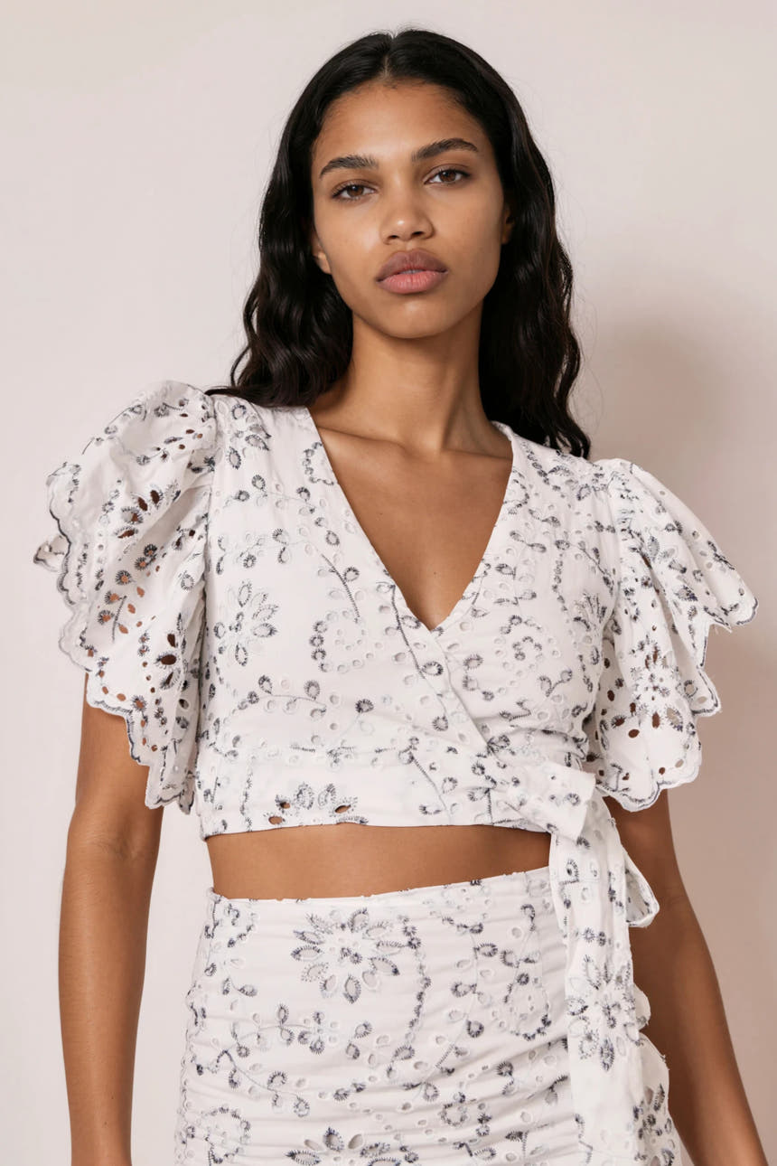Wrap blouse lace perforation