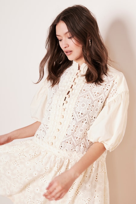 Loose lace dress