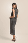 Abendkleid in Web-Optik
