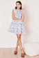 Minikleid mit Rüschenärmeln