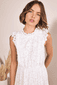 Hochgeschlossenes Spitzenkleid