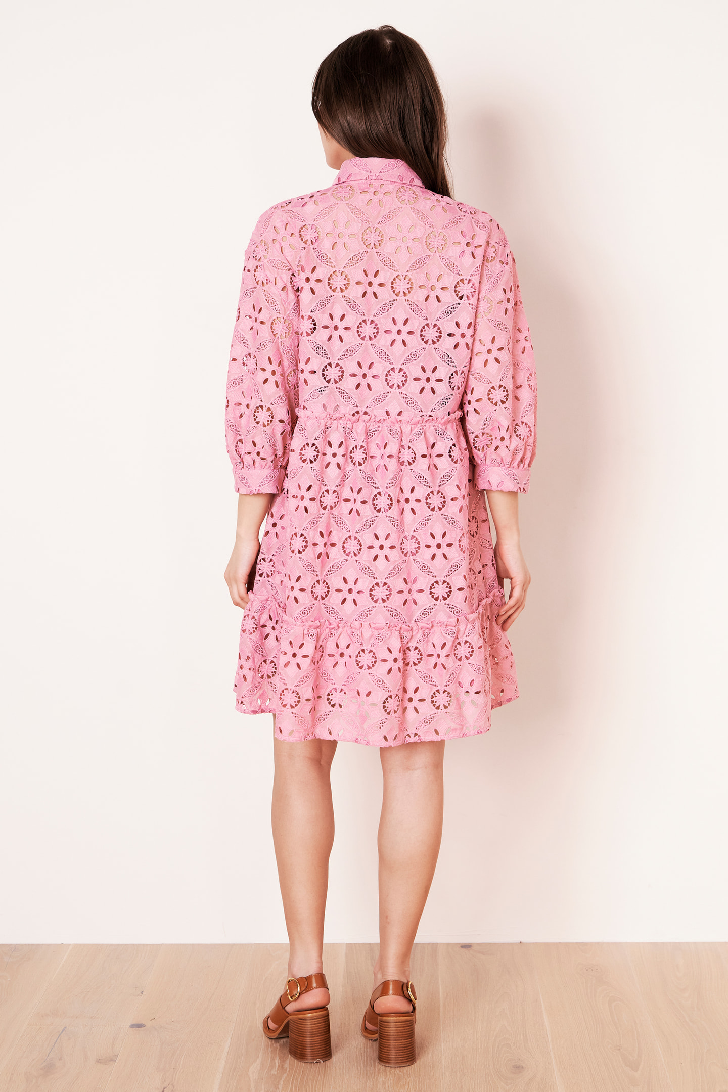 Flouncy dress button placket