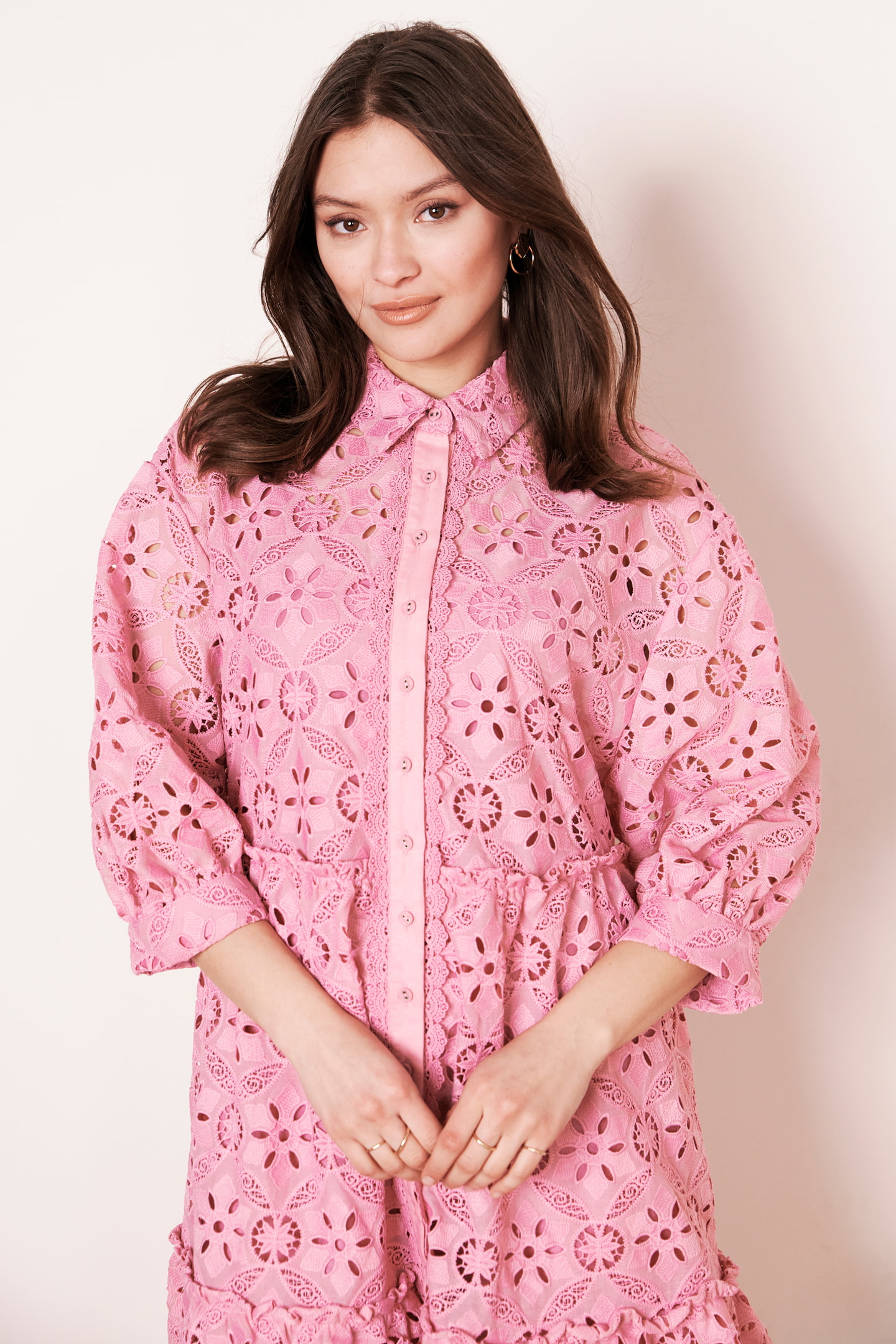 Flouncy dress button placket