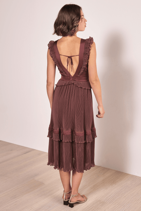Plissiertes Rüschenkleid