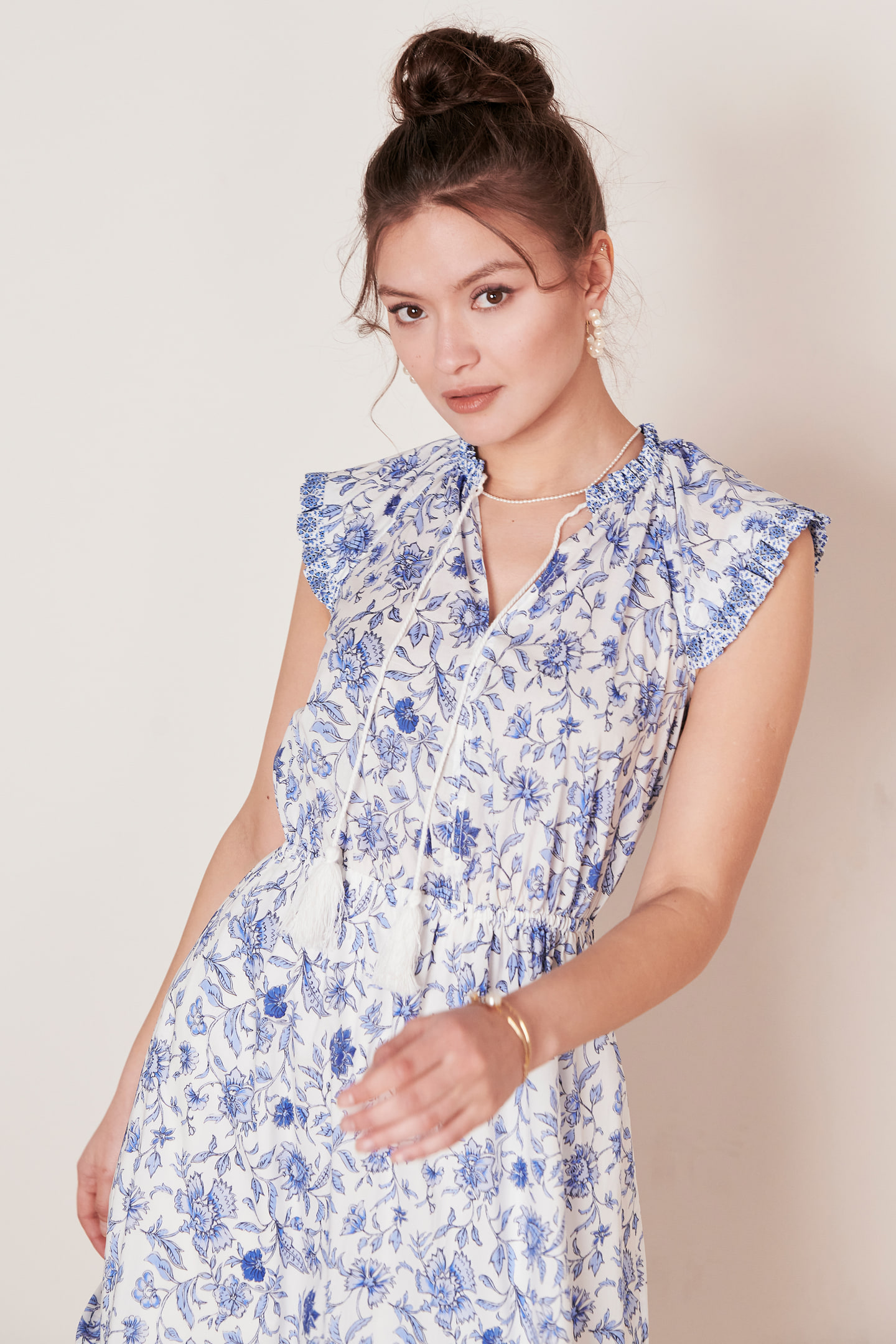 Midikleid mit Volant
