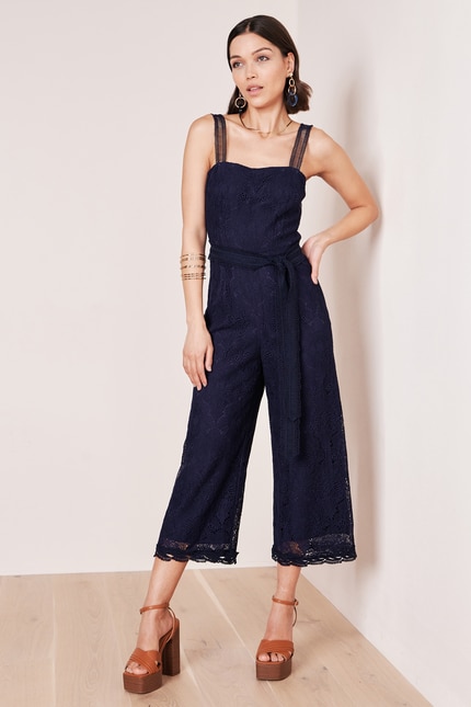 Jumpsuit mit Taillenband