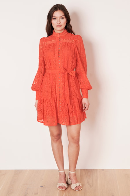 Kleid aus floraler Spitze