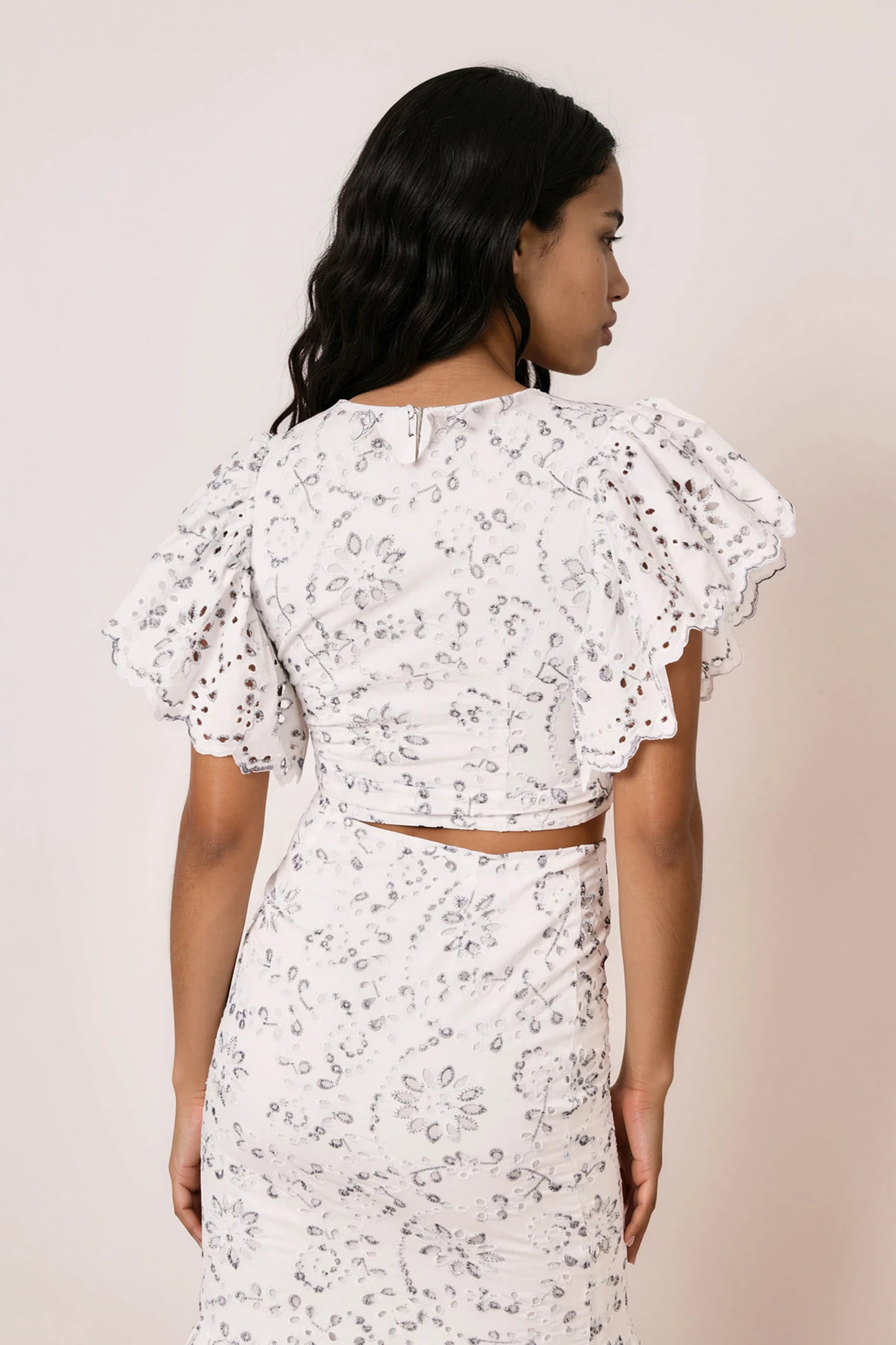 Wrap blouse lace perforation