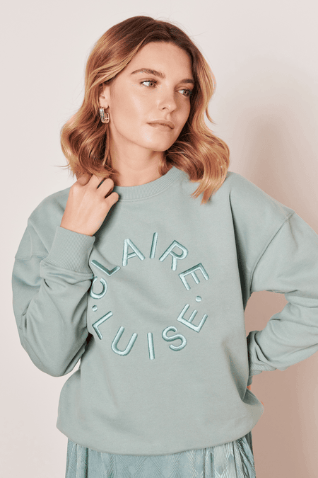 Sweatshirt with embroidery